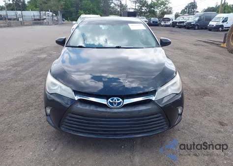 2015 Toyota Camry Hybrid Le z USA, uszkodzony, nr VIN 4T1BD1FK7FU164676
